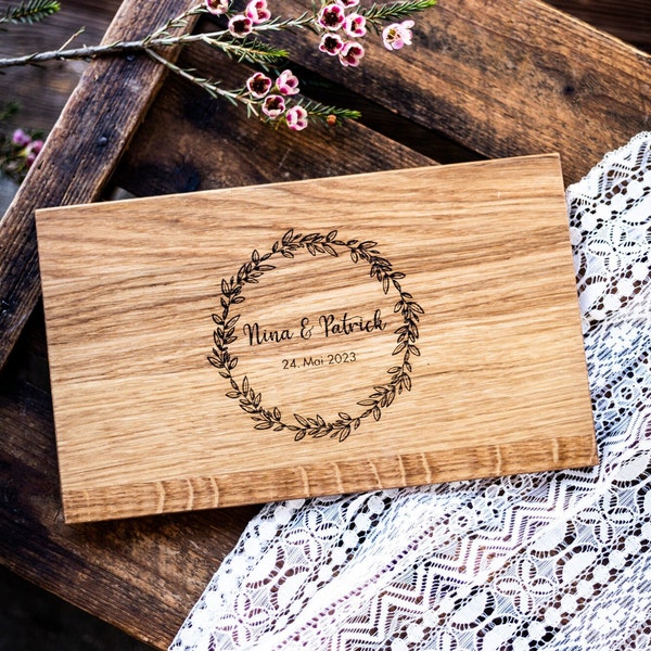 Planche à découper nom Date planche de petit déjeuner planche en bois planche à déjeuner en bois gravée au Laser personnalisé gravé mariage cadeau de mariage