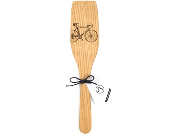 Espátula bicicleta de carreras / ayudante de cocina cubiertos de cocina utensilio de cocina accesorio de cocina grabado láser madera de cerezo personalizado hecho de grabado en madera