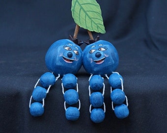 Blueberries Wooden Figurine – Foodie Vegan Gift, Decorative Collectible