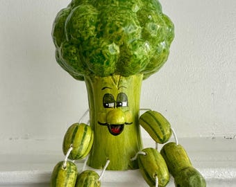 Vrolijke broccoli kunstfiguur – Veganistisch cadeau voor foodies, houten decoratie