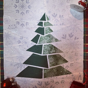 Árbol Nórdico. Patrón Foundation Paper Piecing. 2 tamaños: 25,5 y 80 cm. Patrón Quilt Navidad. Patrón Quilting. PDF Descaregable