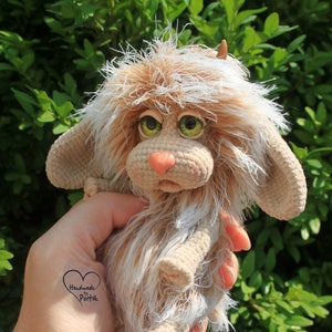 Little goat toy Cute goat Small fluffy goat
