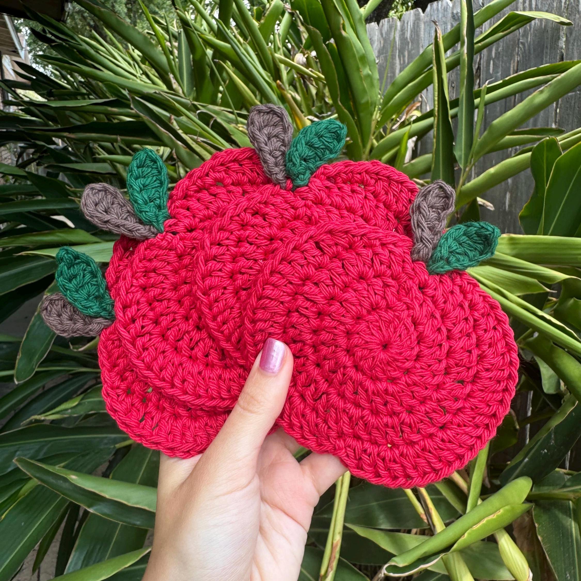 Crochet Apple Coaster Pattern, Beginner Friendly (PDF Pattern) - Etsy