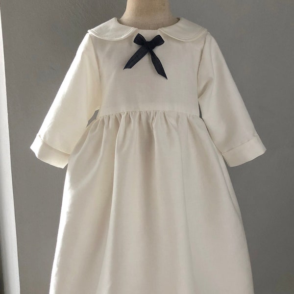 Robe de baptême simple, nostalgique et noble FAMILY