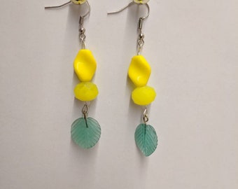 Boucles d’oreilles en verre vert recyclé