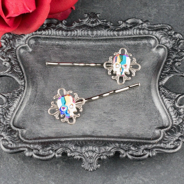 Skull Hair Pins, Crystal Skull Bobby Pins, Gothic Bridal Jewelry, Alternative Wedding, Offbeat Bride Hair Jewelry, Edgy Birthday Gift Her