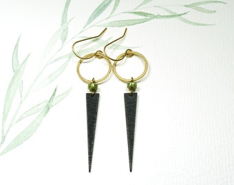 Earrings black long triangle with brass circle and jade bead