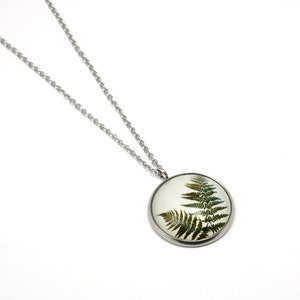 Chain stainless steel fern PHOTO, white green