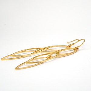 Gold-plated earrings elven type image 3