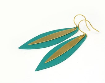Leather earrings elegant leaf with brass, turquoise + more colors