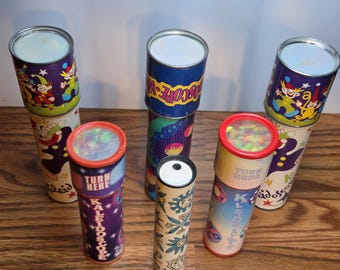 Kaleidoscope Toy Lot - Set of 6 Colorful Cardboard Kaleidoscopes - Retro Party Favors & Stocking Stuffers - Rainbow Prism Toys