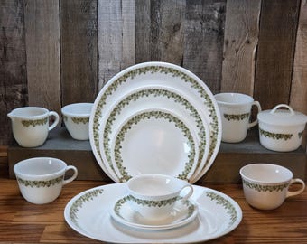 Corelle Spring Blossom Replacement Green Dinnerware, "Crazy Daisy" Pattern