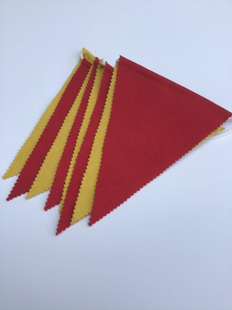 Wimpelkette aus rotem und weinrotem Stoff, Outdoor-Flaggengirlande, Hochzeitsgirlande, Kinderzimmer-Wandbehang, Geburtstagspartygirlande, Spielzimmerdekor Bild 11