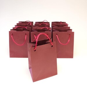 Sacchetto di carta bordeaux: piccolo, carta da regalo per compleanno, baby shower, gioielli, feste e matrimoni