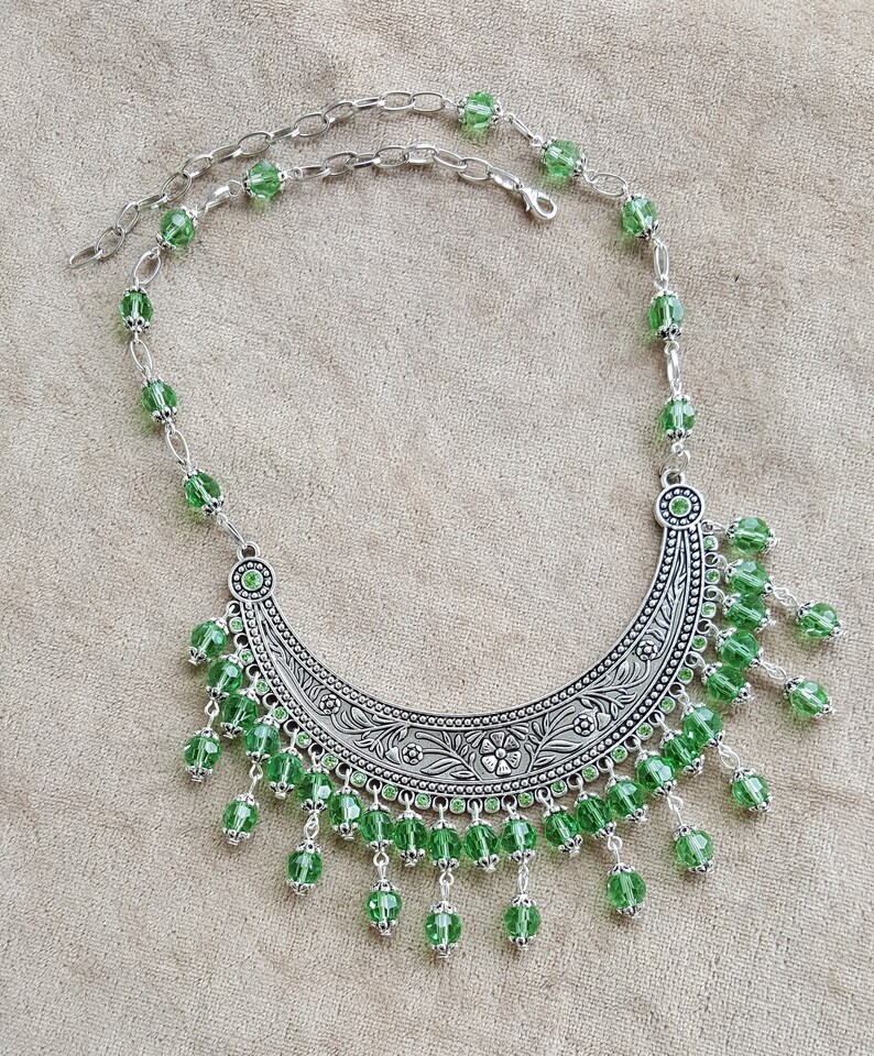 BADRIA necklace image 4