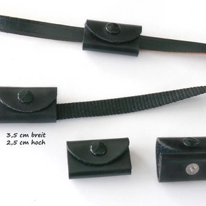 Leica LEDEREN batterijtas batterijvak 2 BATTERIJEN LR44 SR44 voor camerariem schouderriem zwart 2,5 x 3,5 cm drukknop VINTAGE + Nieuw
