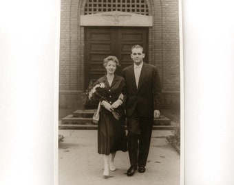 HOCHZEIT 1956 Postkarte 9x15cm SCHNAPPSCHUSS Standesamt Vintagefoto ArtJournal, Ephemera, Basteln,Sammeln, Ephemera