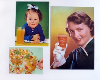3 FOTOS PUBLICITARIAS de los años 70. Fotos a color de Coca-Cola Girl, un bebé adorable con jugo de naranja y cóctel de frutas. Fotografías publicitarias de los años 70.