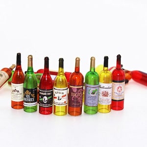 Miniatur Weinflaschen (8 Stück) Miniatur Essen Puppenhaus Miniaturen Puppenhaus Getränke Essen Ohrringe Essen Charme Mini Flasche Bar Getränke