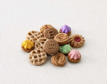 Miniature cookies Dollhouse food Tiny waffle cookies Miniature biscuits Dollhouse bakery Miniature kitchen decor