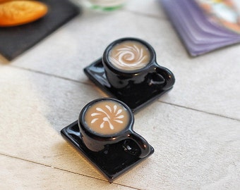 Miniatura de xícara de café (2 peças) Miniaturas de comida Miniaturas para casa de bonecas Miniaturas para diorama Suprimentos Decoração para casa de bonecas Adereços para fotografia