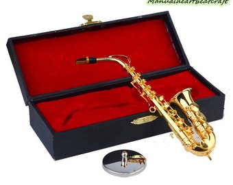 Saxophone Alto Miniature 1/12 Métal Doré Avec Étui - Streets Ahead - Instrument Musique Maison De Poupée Miniature Saxophone Doré Saxophone Alto Miniature 1/12 Métal Doré Avec Étui - Streets Ahead - Instrument Musique Maison De Poupée Miniature Saxophone Doré