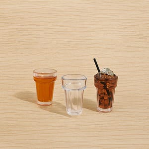 Miniature clear cup 10pcs Dollhouse drinkware accessory Tableware prop for diorama image 6