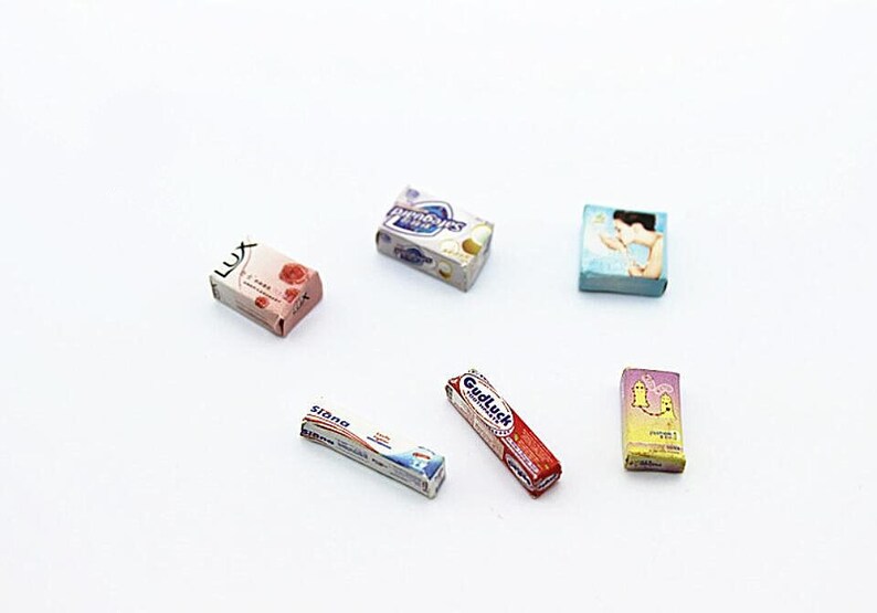 Miniature soap toothbrush Miniature kitchen supply Dollhouse miniatures Dollhouse decoration Dollhouse miniature artisan Photography props