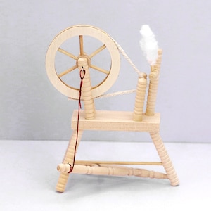 Miniature spinning wheel Miniature textile car Dollhouse miniatures Dollhouse decoration Personalized gifts