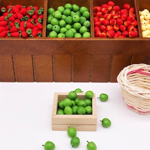 Miniature green apple(10pcs) Miniature fruits Miniature food Dollhouse miniatures Dollhouse decoration Dollhouse miniature artisan