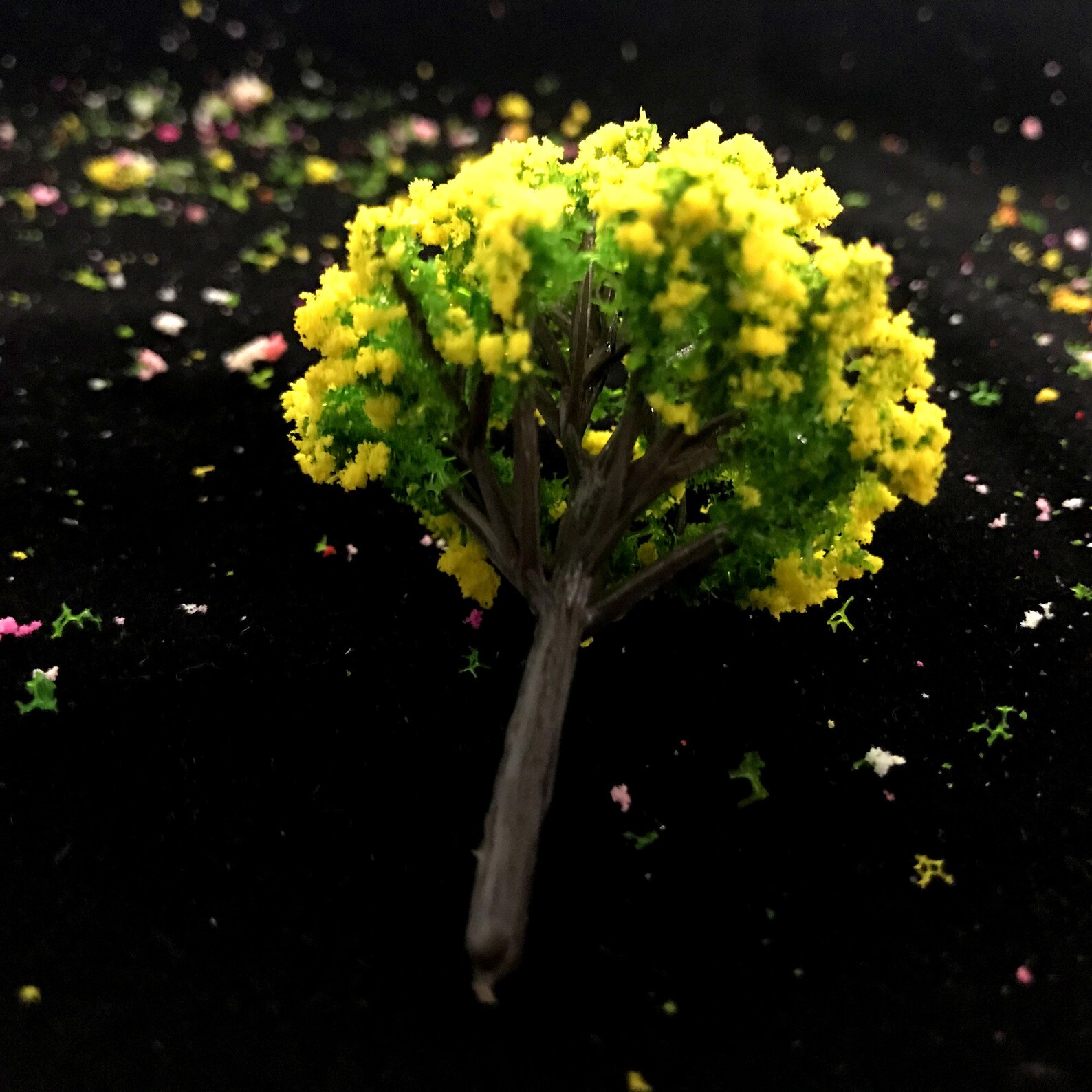 Lot De 50 Mini Arbres Et Plantes 2 Cm – Accessoire Paysage 1/200 Pour Maquette, Diorama, Train