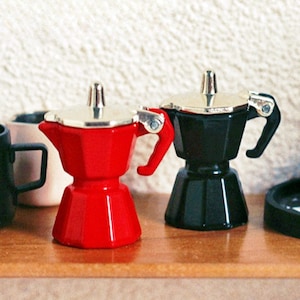 Miniature moka pot Miniature kitchen Dollhouse miniatures Dollhouse kitchen Diorama miniatures supplies Dollhouse kitchenware Gift for her