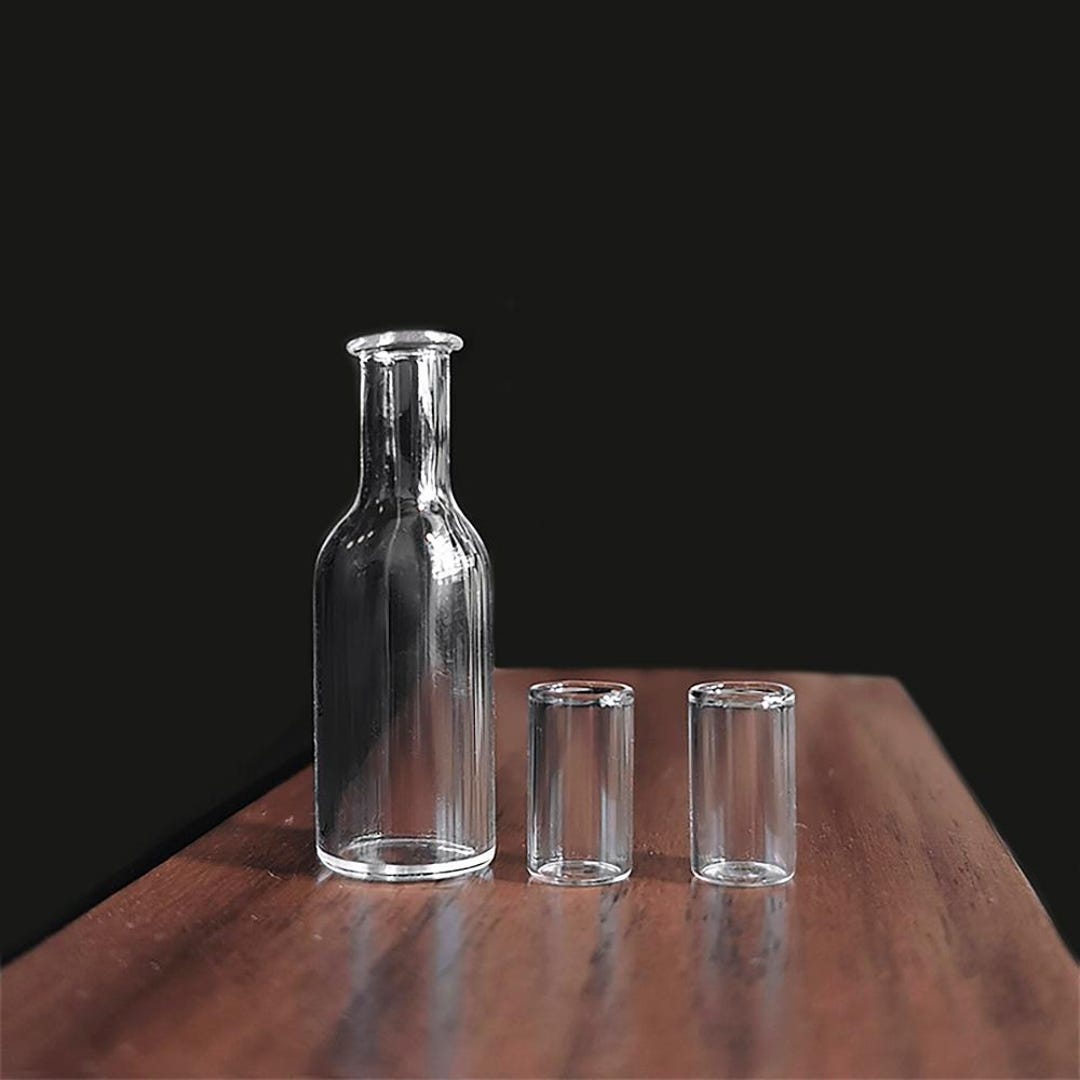 6x Bouteille Verre Miniatures Verres à Cocktail Dollhouse Mobilier de 6x Bouteille Verre Miniatures Verres à Cocktail Dollhouse Mobilier de