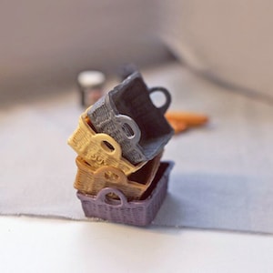 Miniature basket(2pcs) Miniatures Dollhouse miniature BJD doll decoration Dollhouse miniature artisan Dollhouse decoration