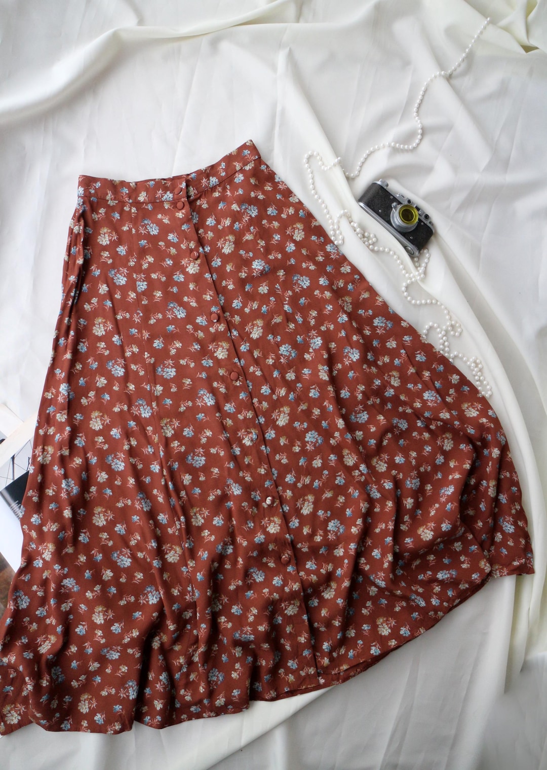 Vintage Laura Ashley Skirt Rust Brown Floral Ditsy Print Cottagecore vintage-laura-ashley-skirt-rust-brown-floral-ditsy-print-cottagecore