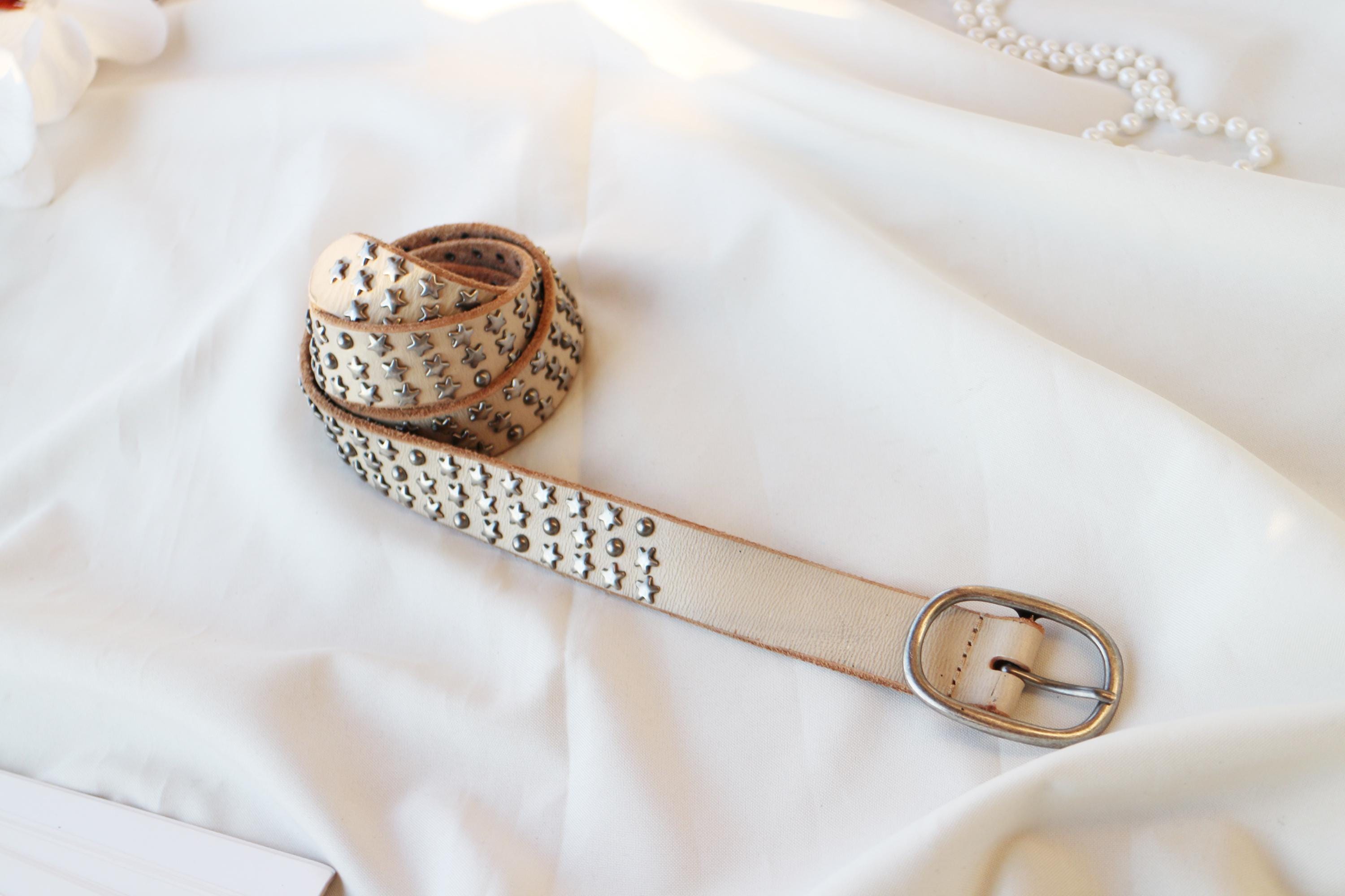 Vintage White Studded Belt - Etsy display picture 3