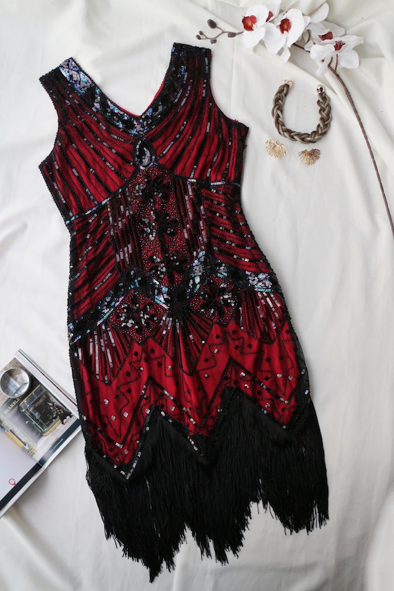 vintage hand-beaded cocktail dress Flapper Red Black Beaded Fringe Gatsby Dress Sequin Art Deco Party Dress Mob Wife Aesthetic Men's Dressing Gowns for A 1920s Arvin Vest Size:X-SMALL
