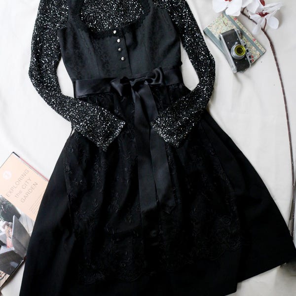 Conjunto de vestido Dirndl austriaco vintage negro de 3 piezas, traje tradicional Alpin de Luxe