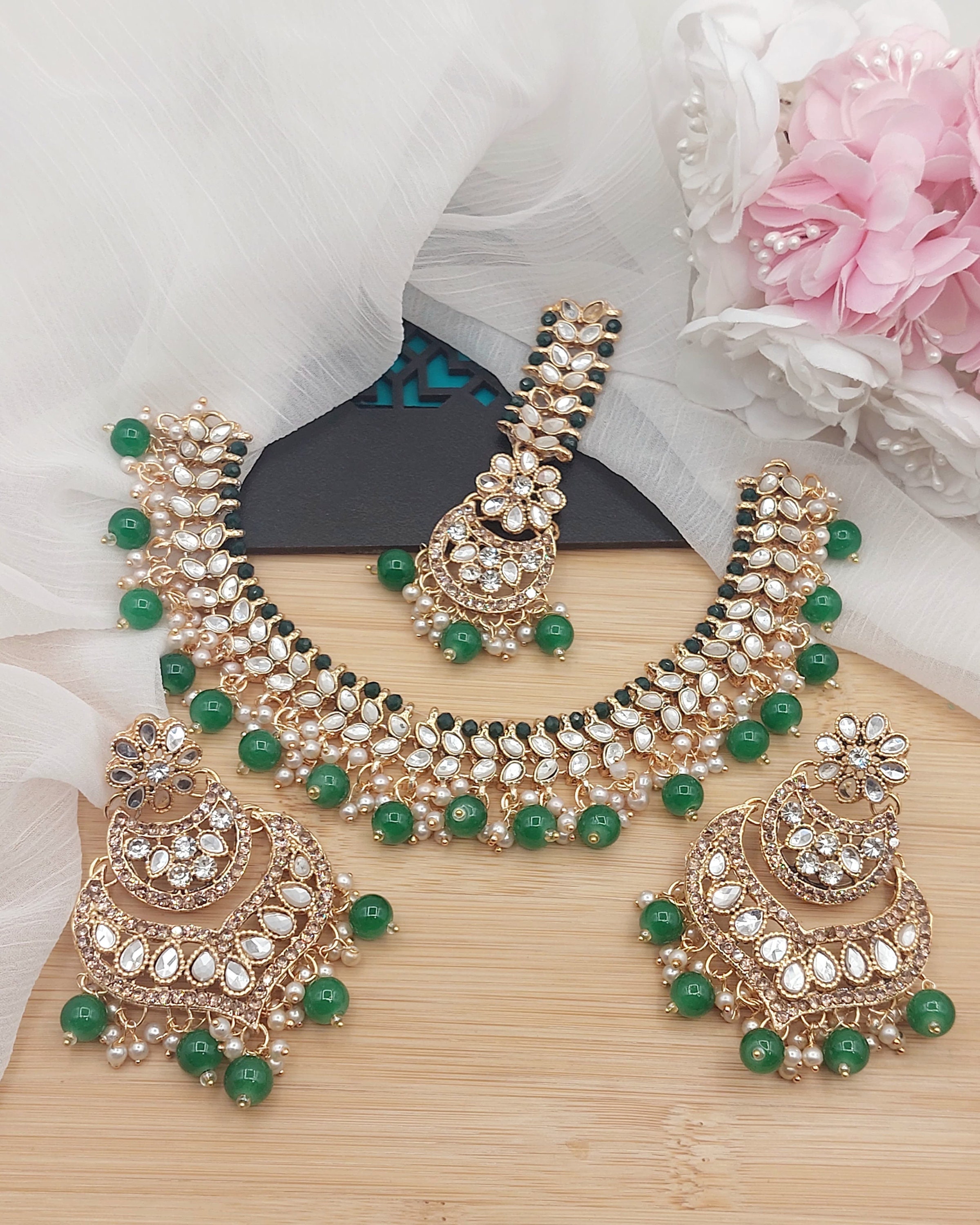 I Jewels Women's Indian Wedding Kundan Necklace Set - Gold Plated Bollywood Jewelry With Earrings (Silver Tone)