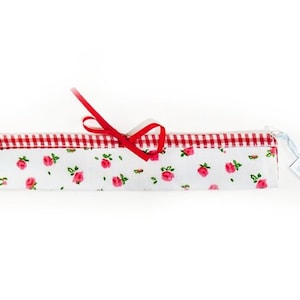 Aufbewahrung für Zahnbürsten, Zahnbürstenhülle,Hülle Zahnbürste, Zahnbürstenetui Blümchen und Karo Rot Rosa Fairtrade