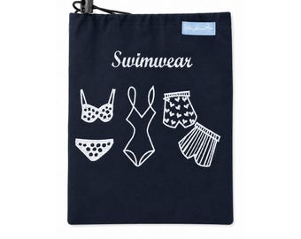 Swim bag, bikini bag made of fabric, dark blue, 27 x 20.5 cm, embroidered with "Swimwear", waterproof lined, with elastic band and eyelet