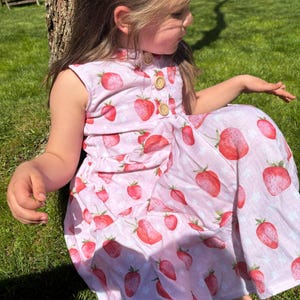 Muslin dress dress muslin strawberries strawberry pink country style longhouse charm tween festive 62 74 80 86 92 98 104 110 116 122 128 farmer