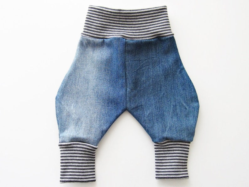 Puppenhose Jeans Upcycling Bild 1