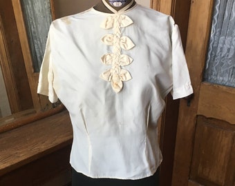 Vintage jaren 1940 witte Blouse Top Shirt met Strikken, maat medium