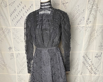 Vintage antique 1910’s black full length lace mourning gown, dress size xs