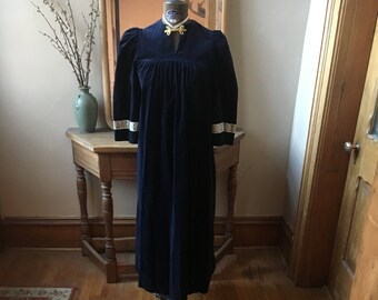 Vintage 1970s Navy Blue Velvet Robe/Dress with Gold and Ribbon Detail, size adult small