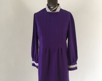 Vintage 1960's Deep Purple Long Sleeve Dress, Size medium