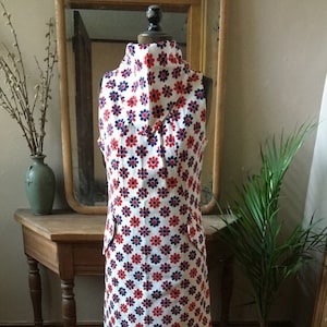 Adorable Vintage 1960's Red, White, and Blue Flower Daisy Dress with Matching Scarf, size medium image 1