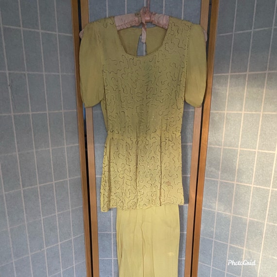 Vintage 1930’s yellow crepe beaded dress