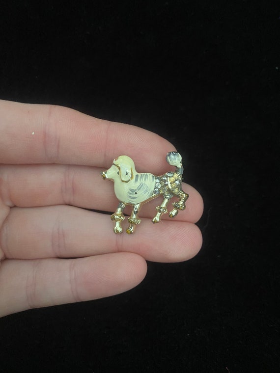 Vintage 1950’s/60’s gold and white enamel poodle … - image 3